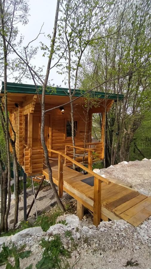 Still Cabin Цетине Экстерьер фото